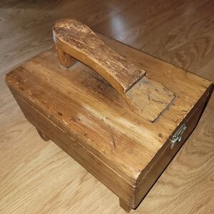 Vintage Shoe Shiners Box